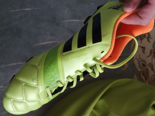 Продам бутсы Adidas оригинал из Германии foto 2