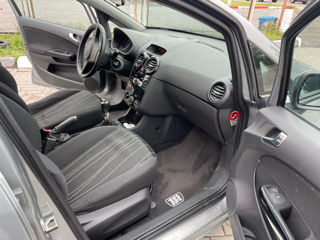 Opel Corsa foto 11