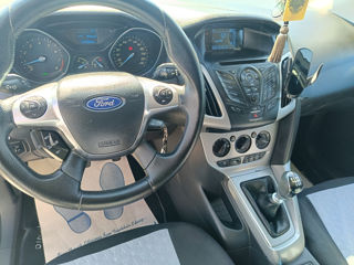 Ford Focus foto 2