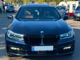 BMW 7 Series foto 2