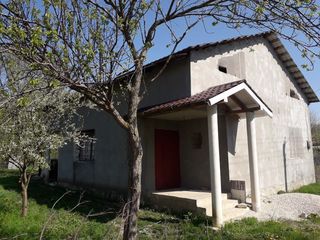 Продается двухуровневая дача- дом. от Кишинева 16 км. foto 1