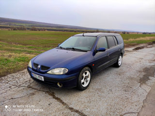 Renault Megane foto 3