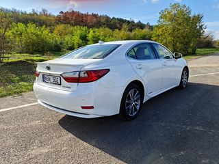 Lexus Es Series foto 3