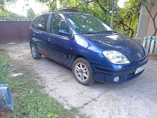 Renault Grand Scenic foto 3