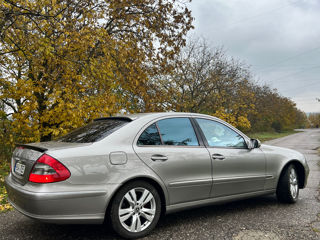 Mercedes E-Class foto 2