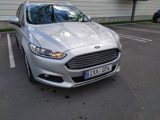 Ford Mondeo foto 7