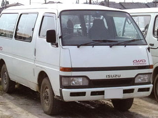 Isuzu Midi foto 3