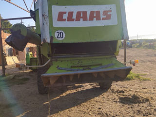 Claas Dominator 98 foto 3