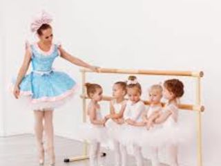 Balet dansuri pentru copii in Chisinau, танцы балет в Кишиневе foto 3