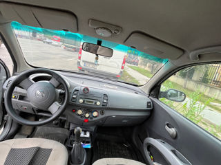 Nissan Micra foto 8