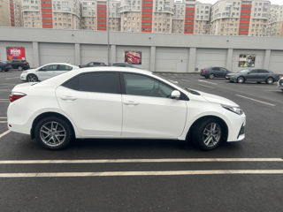 Toyota Auris foto 4