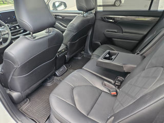 Toyota Highlander foto 11