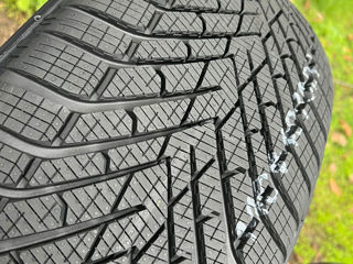 Anvelope iarna 235/50 R21 Pirelli (Lexus RX) / зима 7250 - lei foto 3