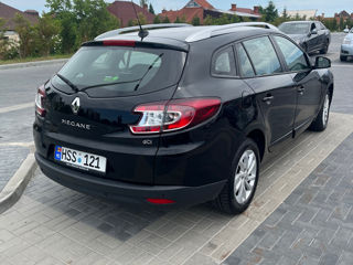 Renault Megane foto 2