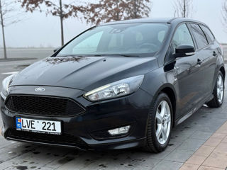 Ford Focus foto 2