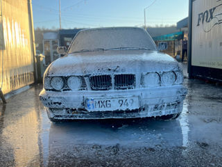 BMW 5 Series foto 7