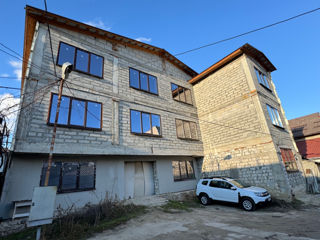 Chirie comercial, oficii, hotel, școală, grădiniță, producere etc. 600 m2, Centru.