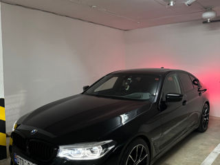 BMW 5 Series foto 3