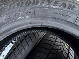 225/55 R16 99V XL Goodyear UltraGrip Performance + foto 5