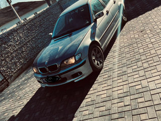 BMW 3 Series foto 2