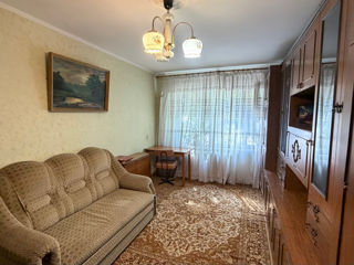 3-комн. кв., 70 м², 1/10 эт.
