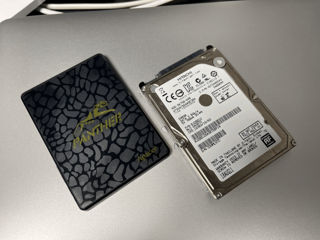 HDD 2.5 - 640 GB , SSD 240GB