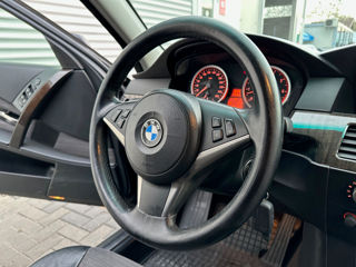 BMW 5 Series foto 11