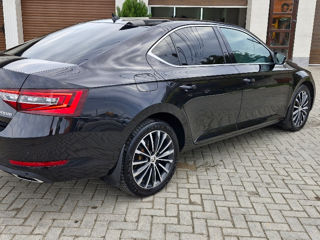 Skoda Superb foto 3