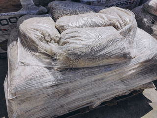 Nisip cernut in saci 30kg/petris in saci 35kg ,ciment  in saci m400, m500 40kg/sac foto 2