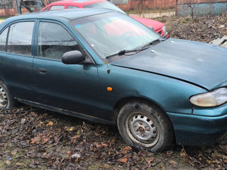 Hyundai Accent foto 2