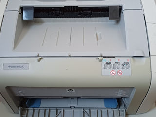 Продается принтер HP LaserJet 1020 foto 3