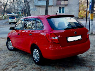 Skoda Fabia foto 3