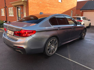 BMW 5 Series foto 5