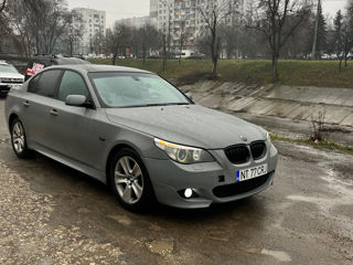 BMW 5 Series foto 3