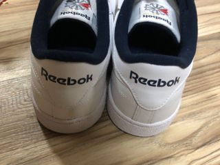 Vînd crasofci reebok