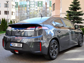 Opel Ampera foto 9