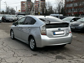 Toyota Prius foto 4