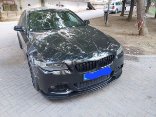 BMW 5 Series foto 3