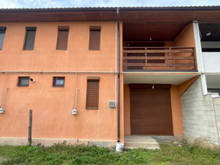 Casă de tip duplex în Băcioi 140mp parțial reparat foto 2