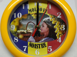 Часы с Молдавской символикой, часы Молдовы сувенирные (Moldova noastre)