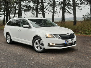 Skoda Octavia foto 3