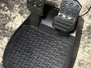 Volan Thrustmaster T150 foto 2