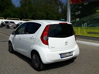 Opel Agila foto 7