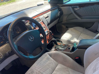 Mercedes E-Class foto 7