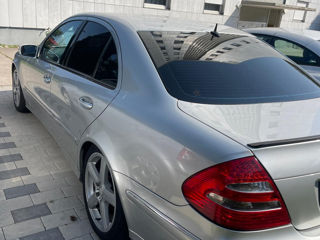 Mercedes E-Class foto 7