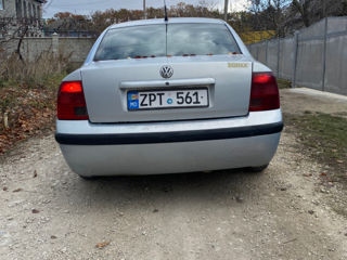 Volkswagen Passat foto 3