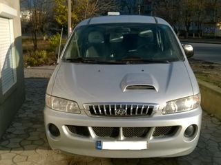 Hyundai H-1 foto 1