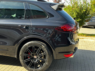 Porsche Cayenne foto 7