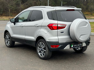 Ford EcoSport foto 4