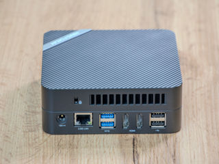 MiniPC MinisForum UM773 Lite/ Ryzen 7 6800H/ 16Gb Ram/ 256Gb SSD/ WIFI!! foto 6